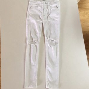 white skinny jeans